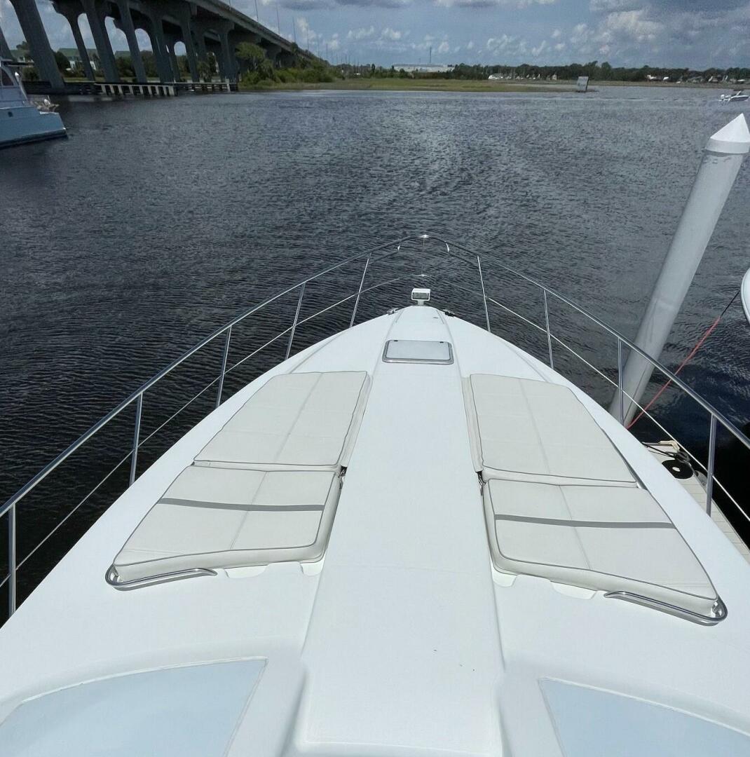 Formula 45 Yacht BenThere- Bow Deck