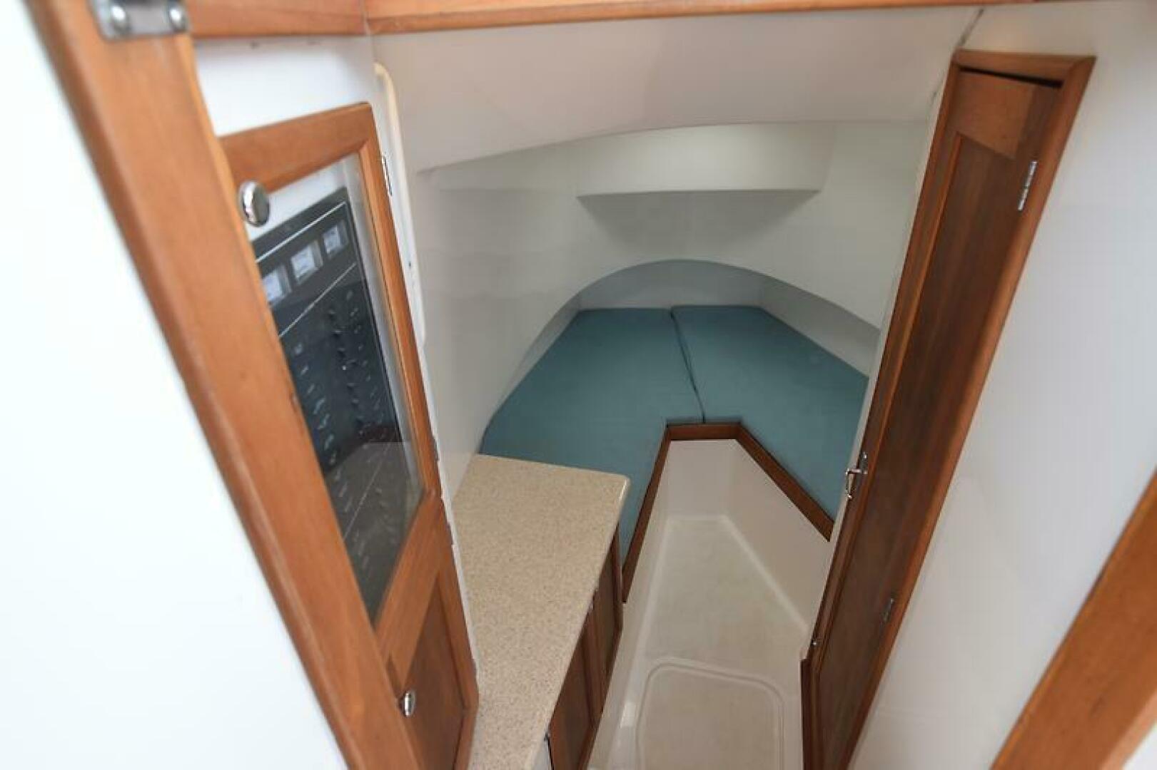Susan Dee 32ft Jarrett Bay Yacht For Sale