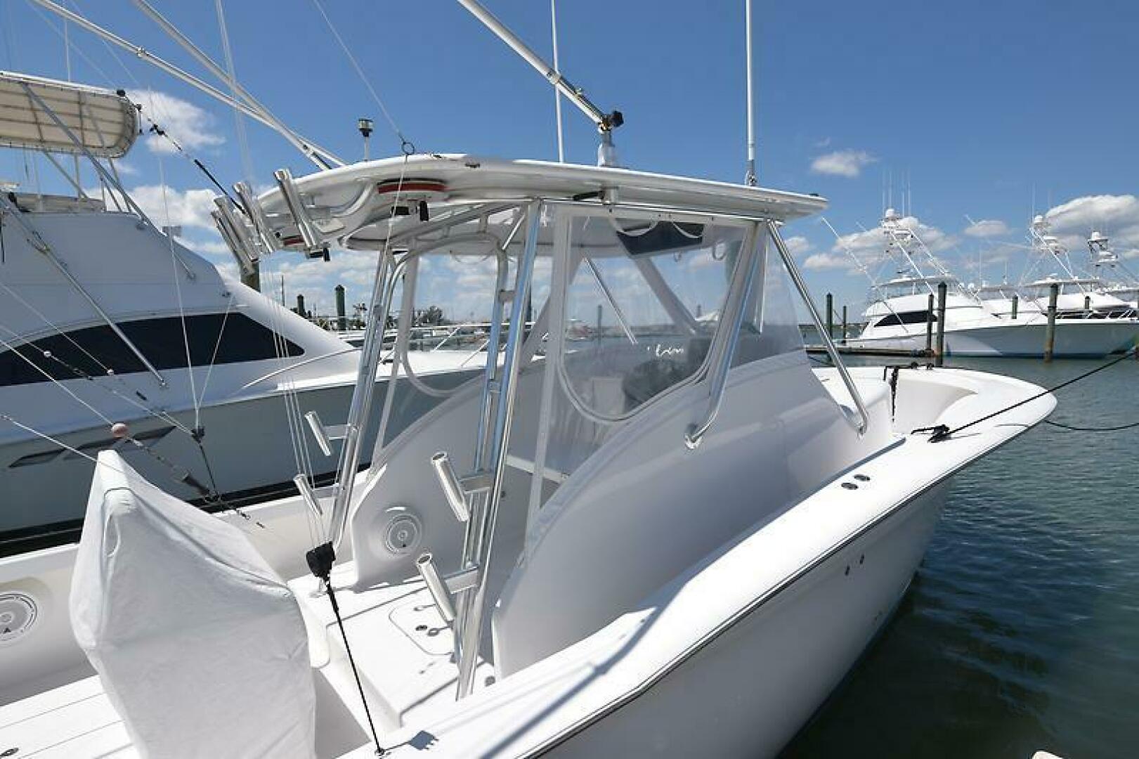 Susan Dee 32ft Jarrett Bay Yacht For Sale