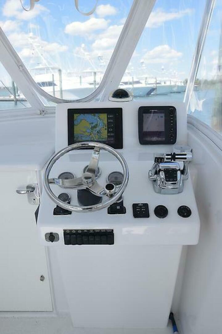 Susan Dee 32ft Jarrett Bay Yacht For Sale