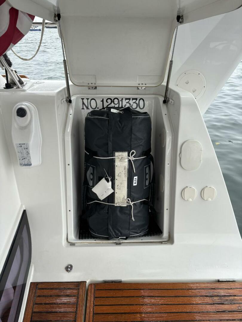Life raft Storage