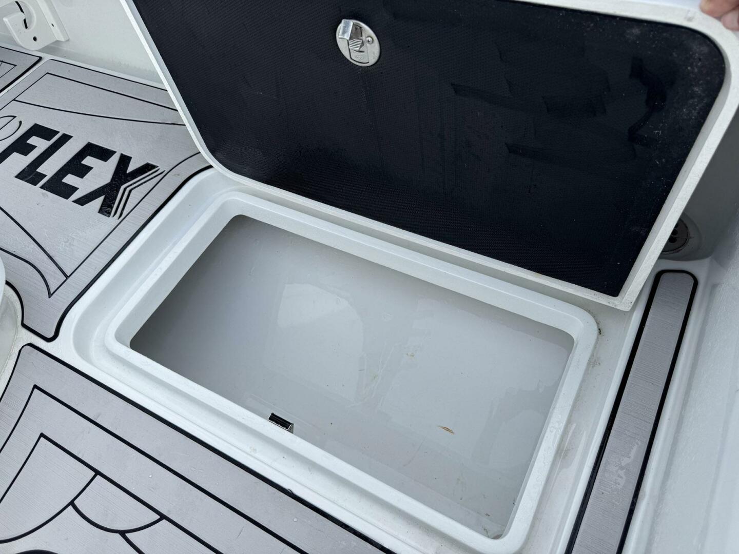 26ft Yellowfin Yacht For Sale