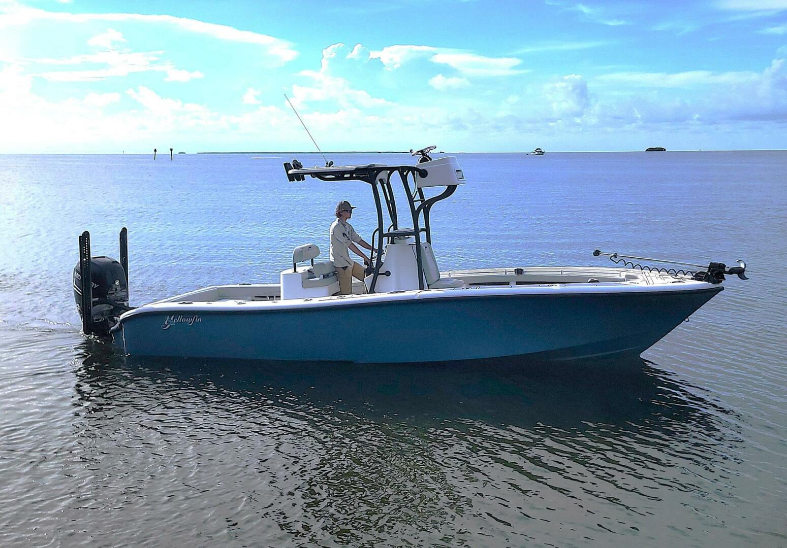 26ft Yellowfin Yacht For Sale