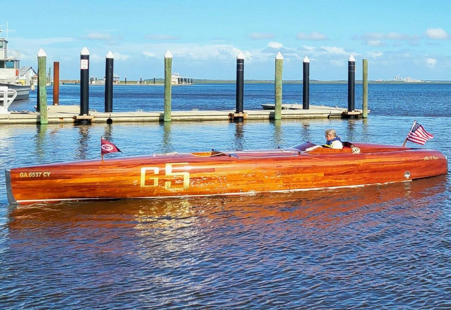 30ft Custom Yacht For Sale