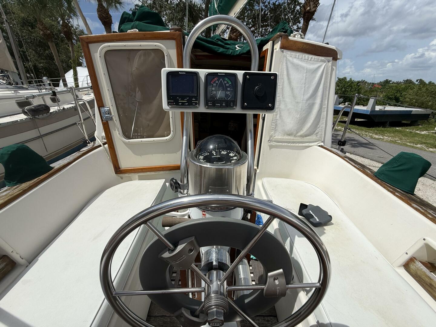 Oh Kay Getaway 32ft Pacific Seacraft Yacht For Sale