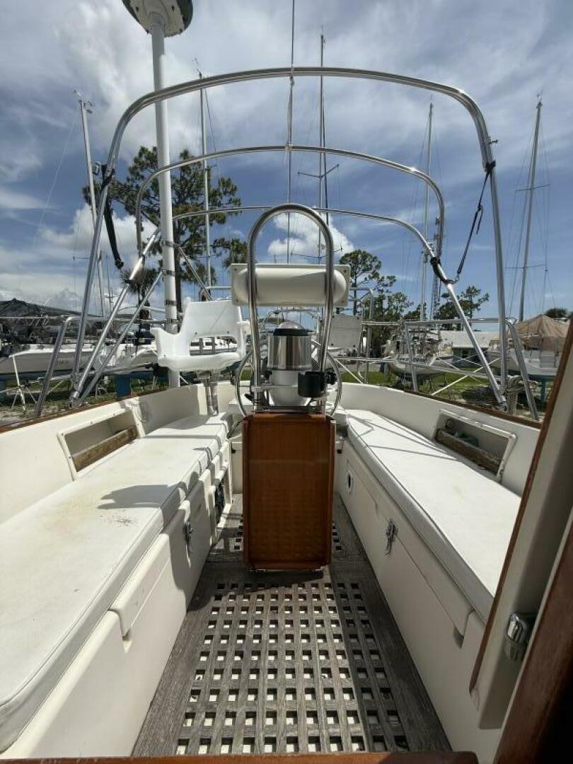 Oh Kay Getaway 32ft Pacific Seacraft Yacht For Sale