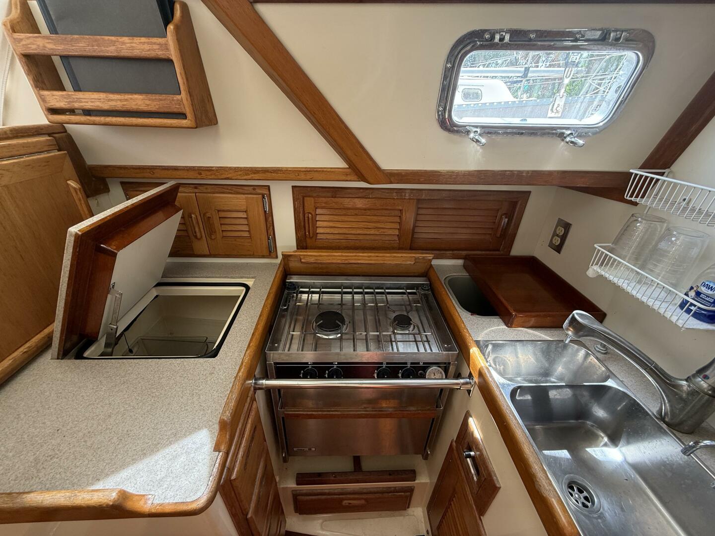 Oh Kay Getaway 32ft Pacific Seacraft Yacht For Sale