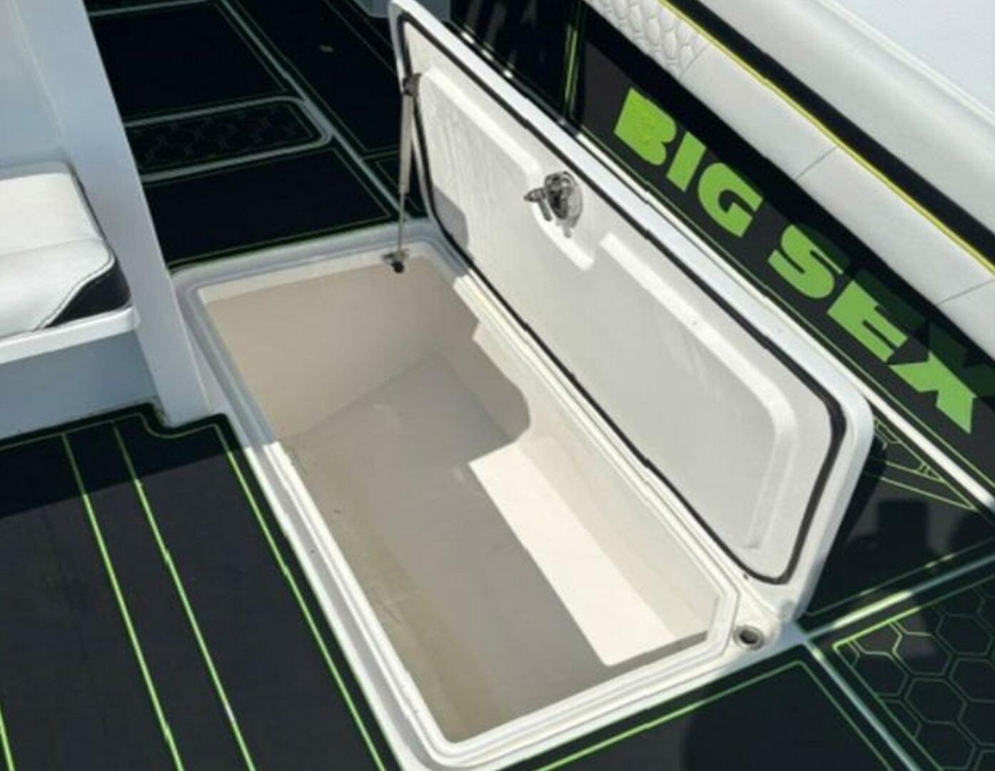 Big Sexy 42ft Prowler Yacht For Sale