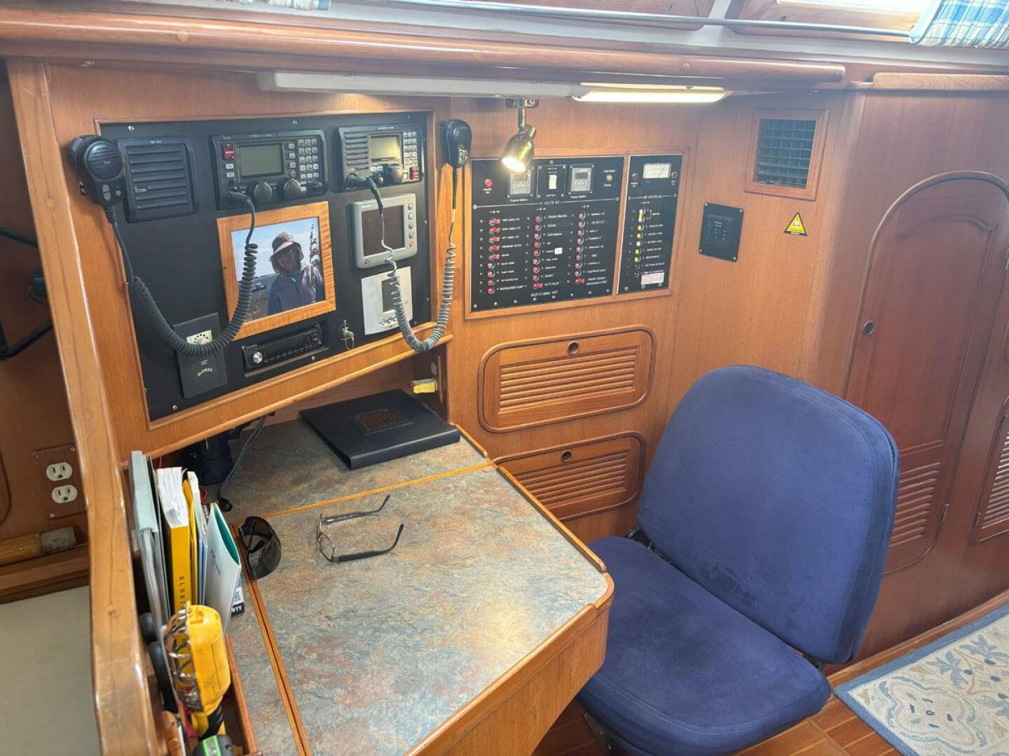 Nav Center