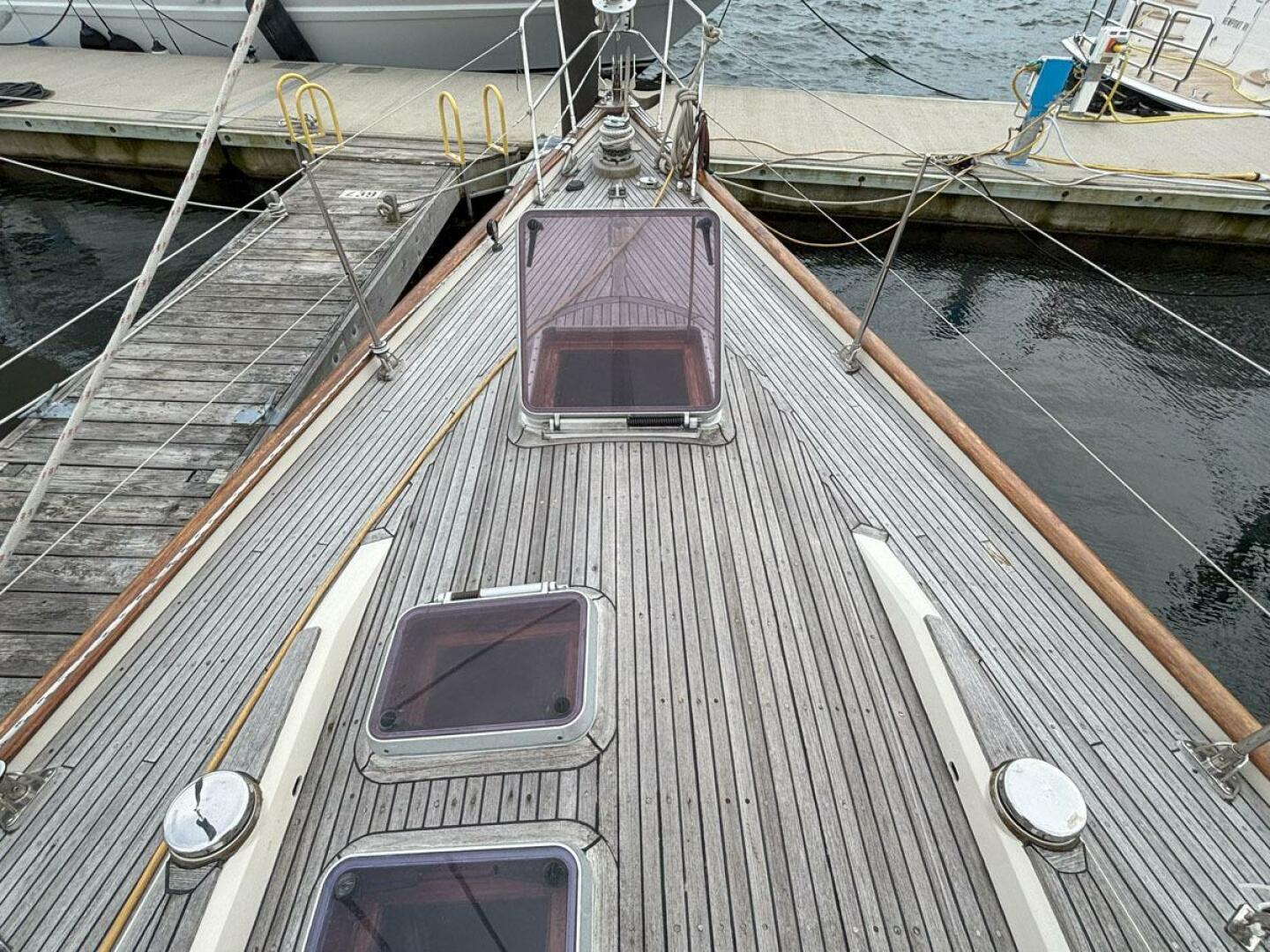 Foredeck Fwd