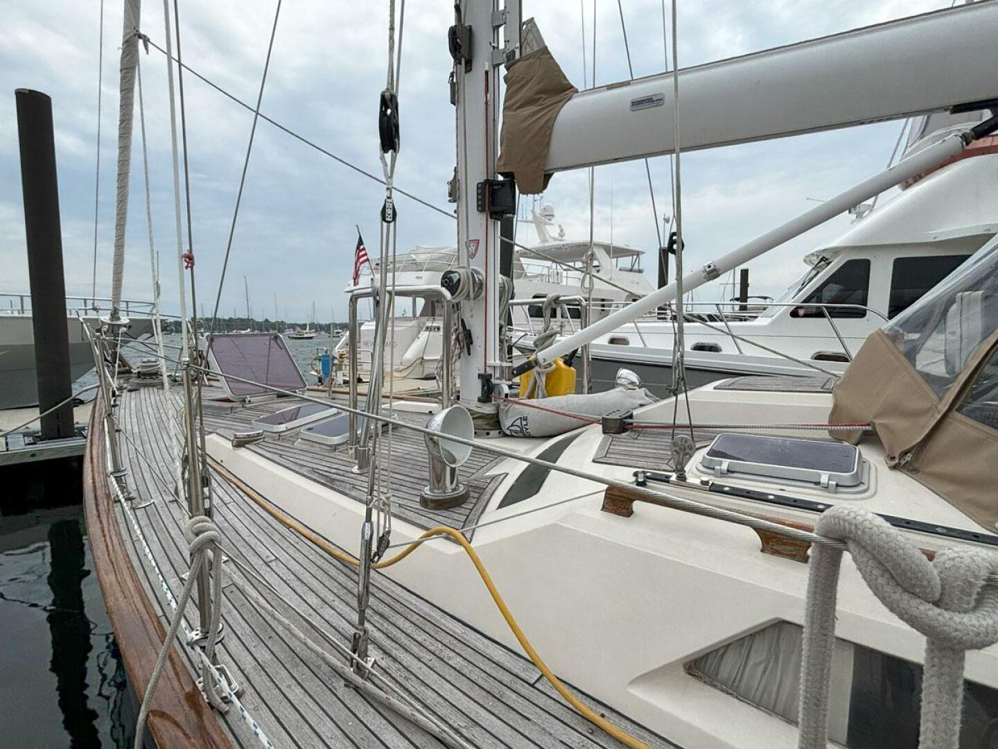 Deck Fwd