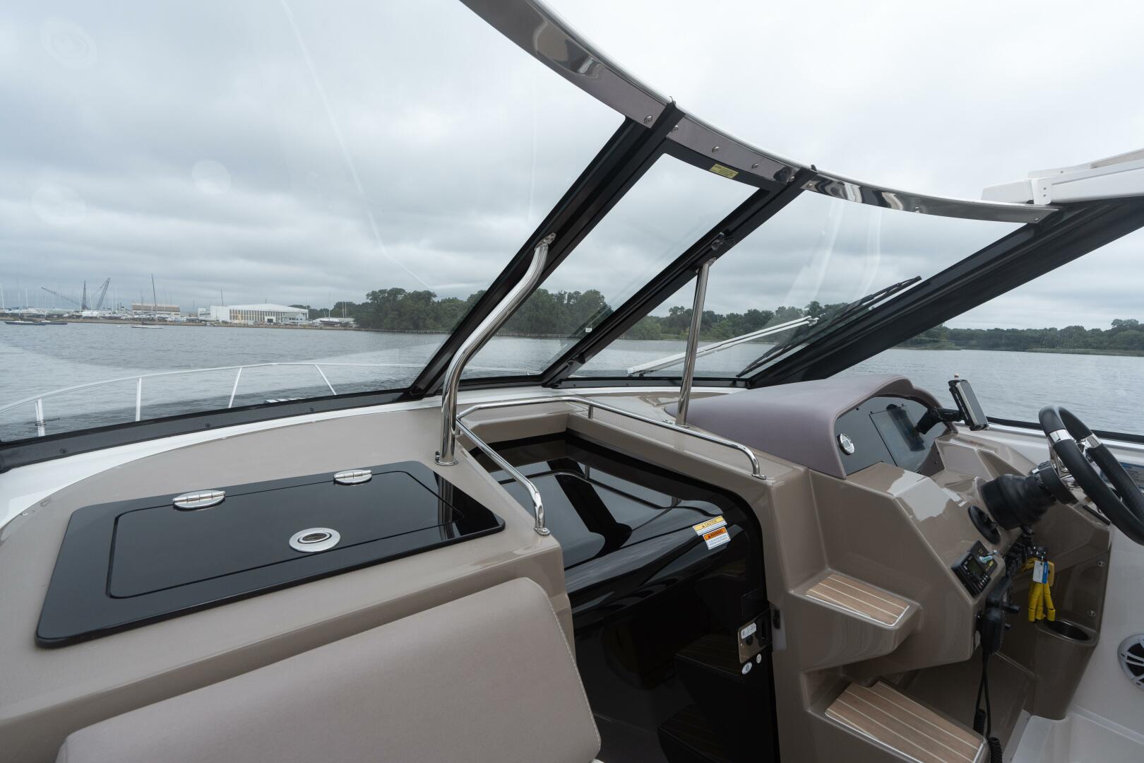35ft Regal Yacht For Sale