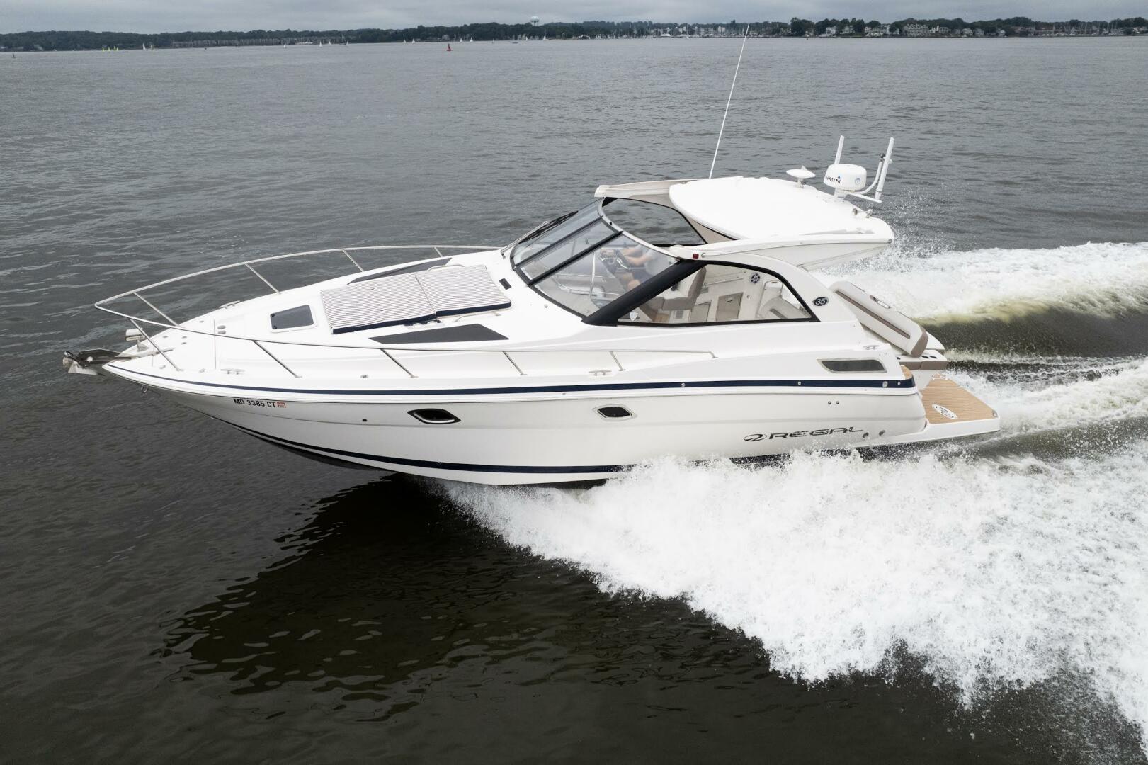 35ft Regal Yacht For Sale