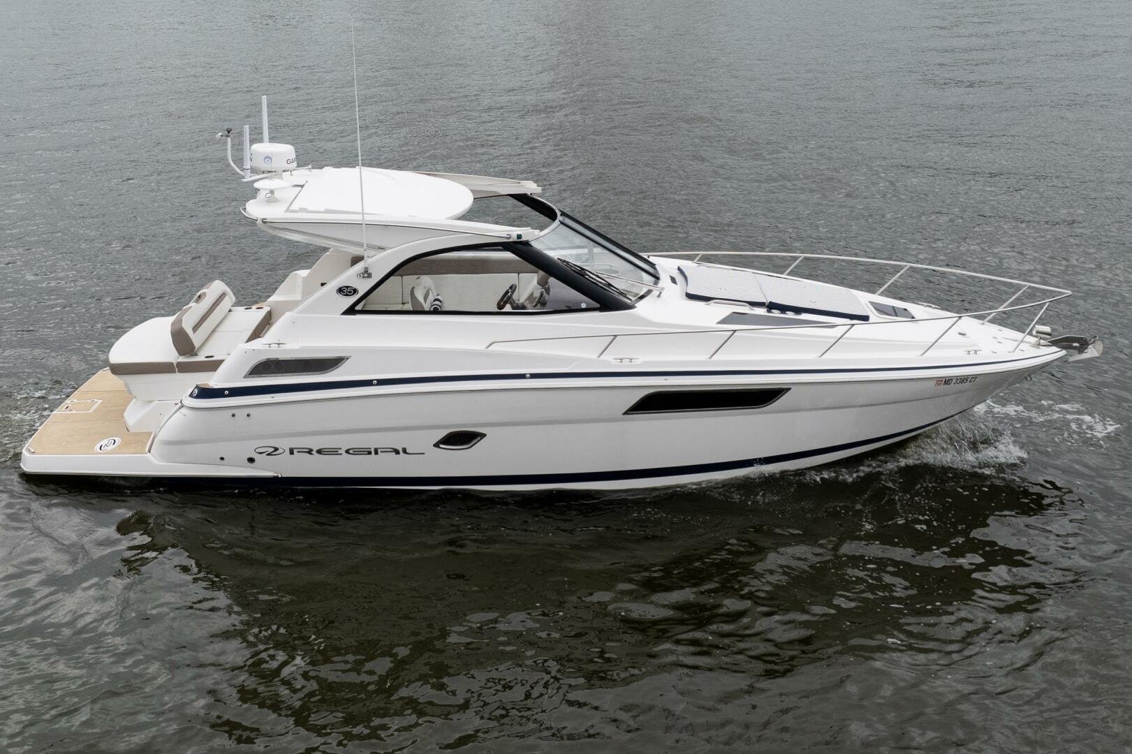 35ft Regal Yacht For Sale