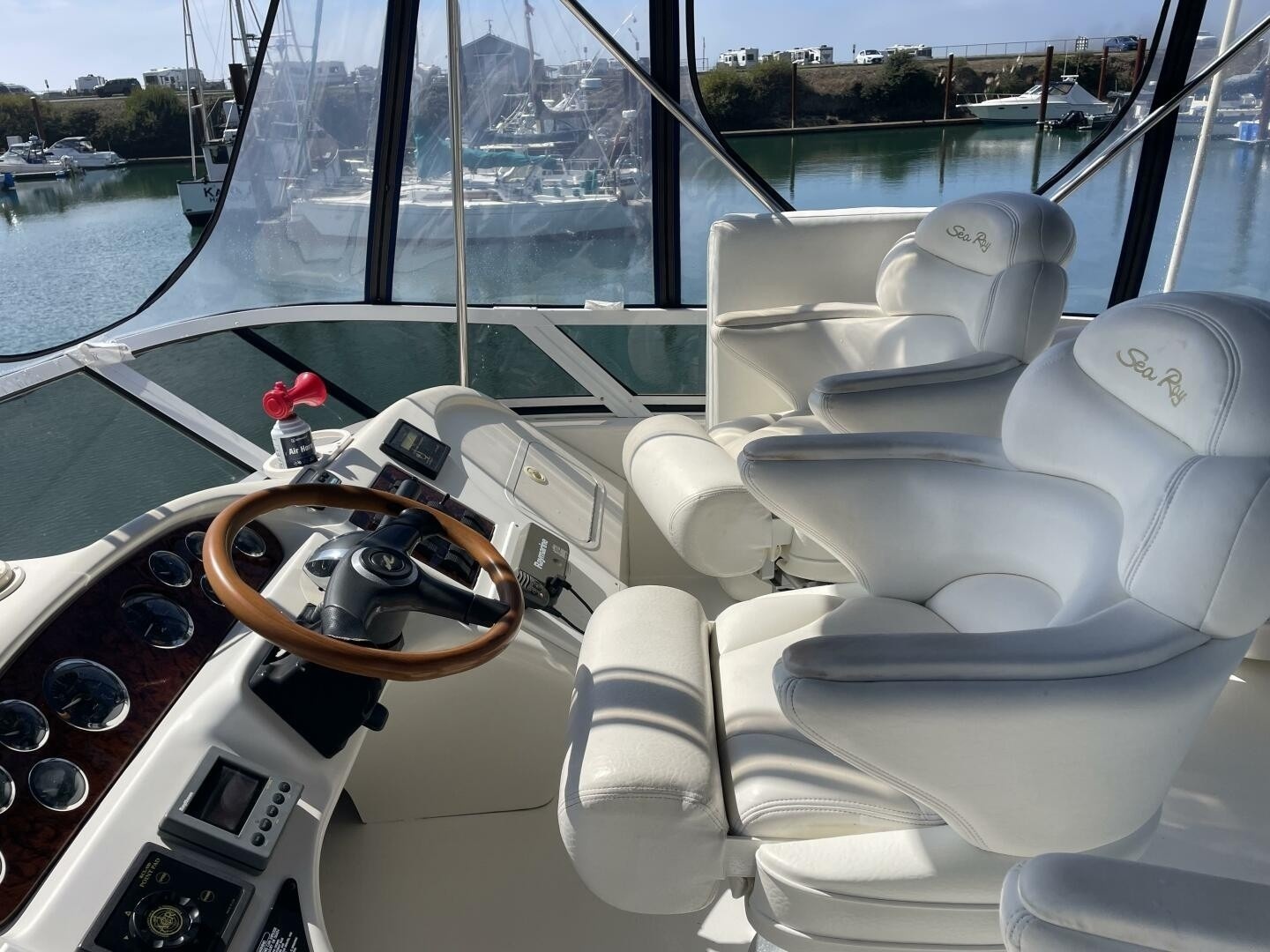 Music Man 41ft Sea Ray Yacht For Sale Music Man 41ft Sea Ray Yacht For Sale
