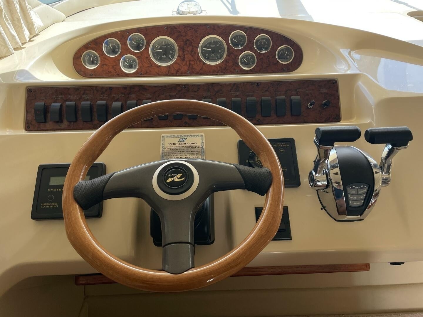Music Man 41ft Sea Ray Yacht For Sale Music Man 41ft Sea Ray Yacht For Sale
