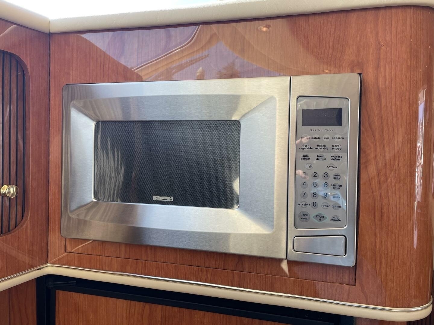 Music Man 41ft Sea Ray Yacht For Sale Music Man 41ft Sea Ray Yacht For Sale
