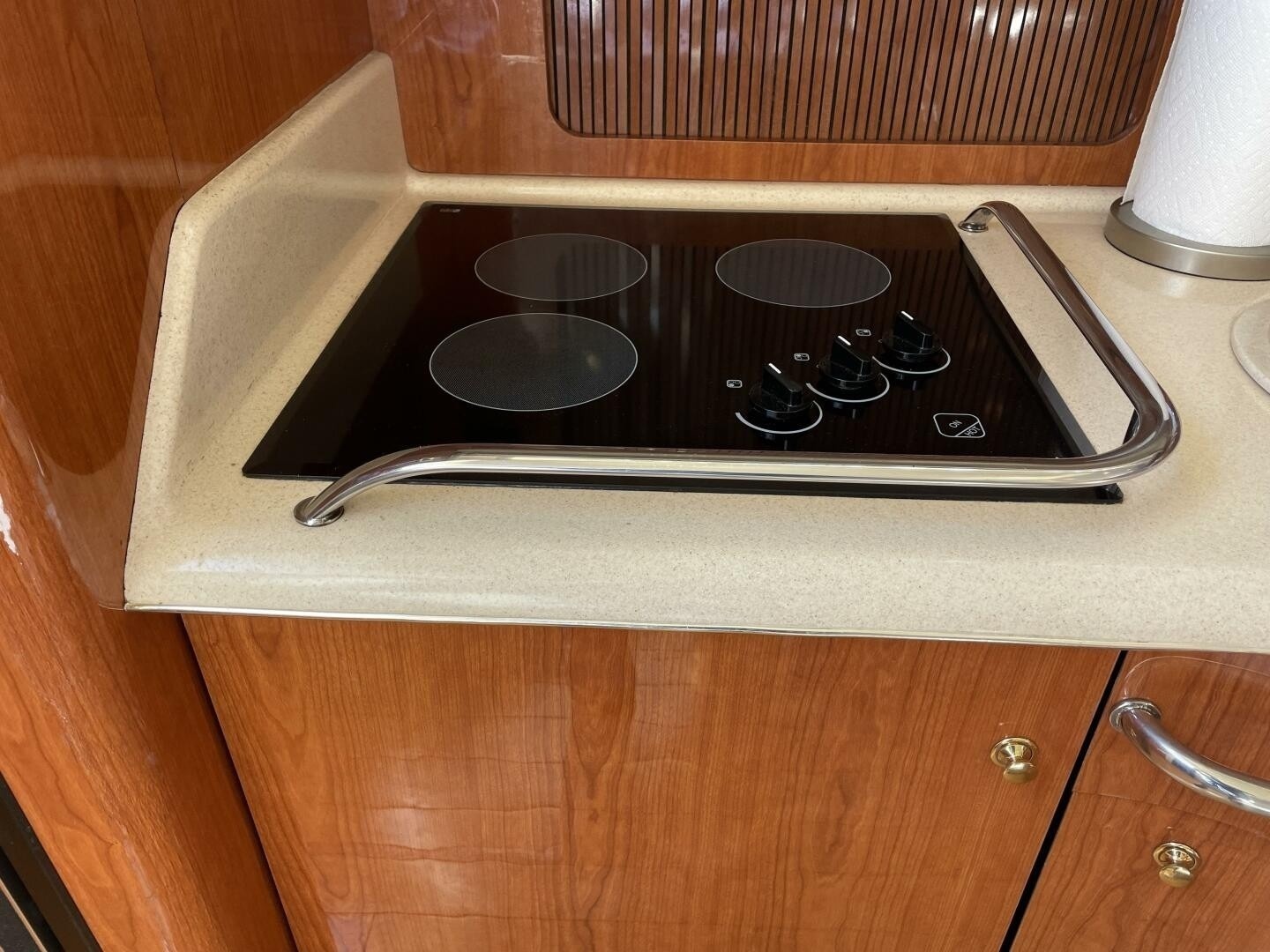 Music Man 41ft Sea Ray Yacht For Sale Music Man 41ft Sea Ray Yacht For Sale