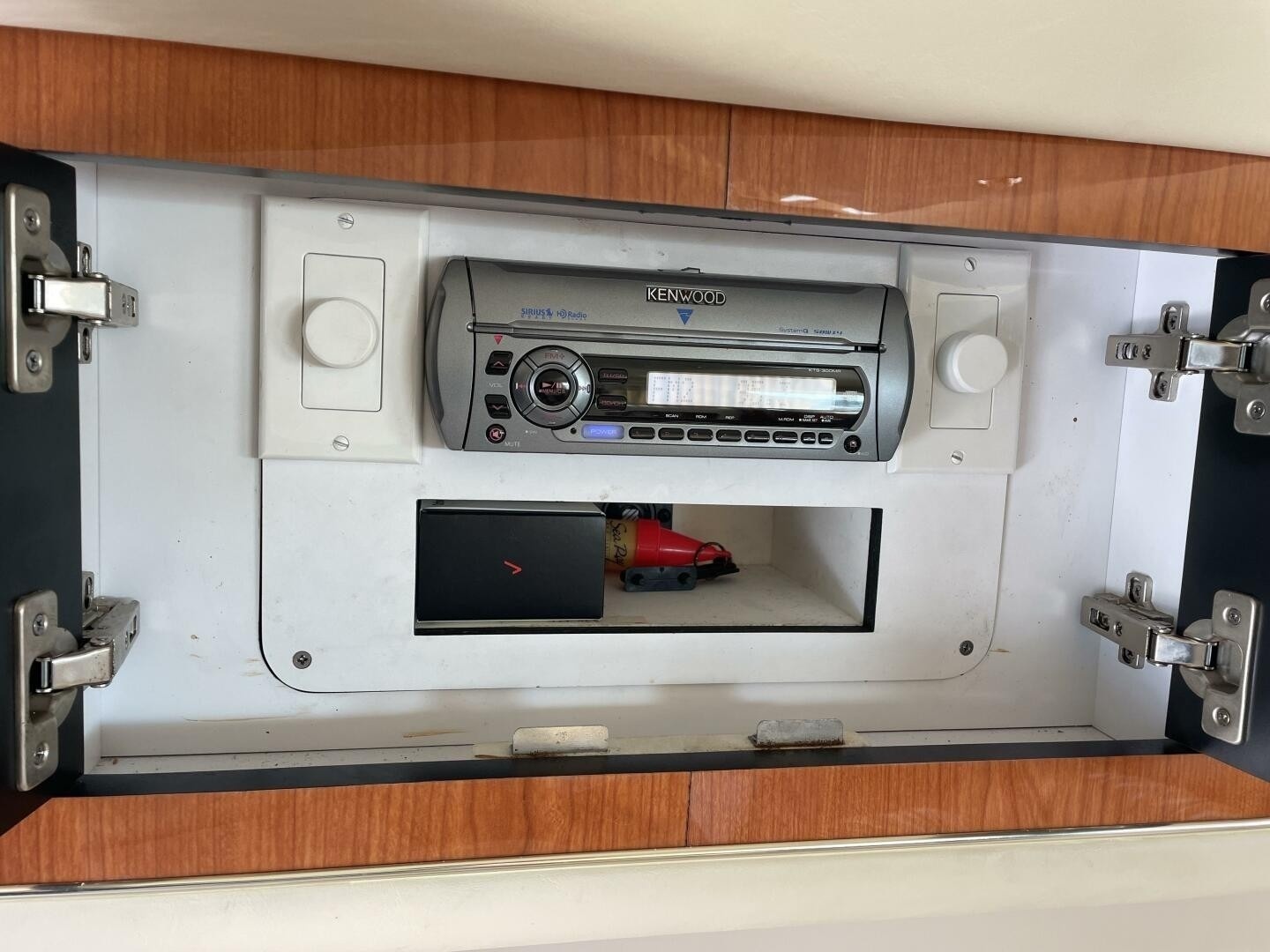 Music Man 41ft Sea Ray Yacht For Sale Music Man 41ft Sea Ray Yacht For Sale