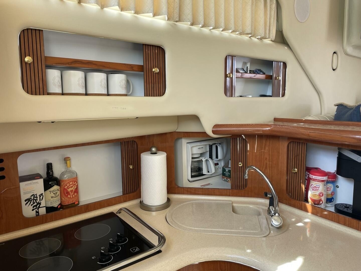 Music Man 41ft Sea Ray Yacht For Sale Music Man 41ft Sea Ray Yacht For Sale
