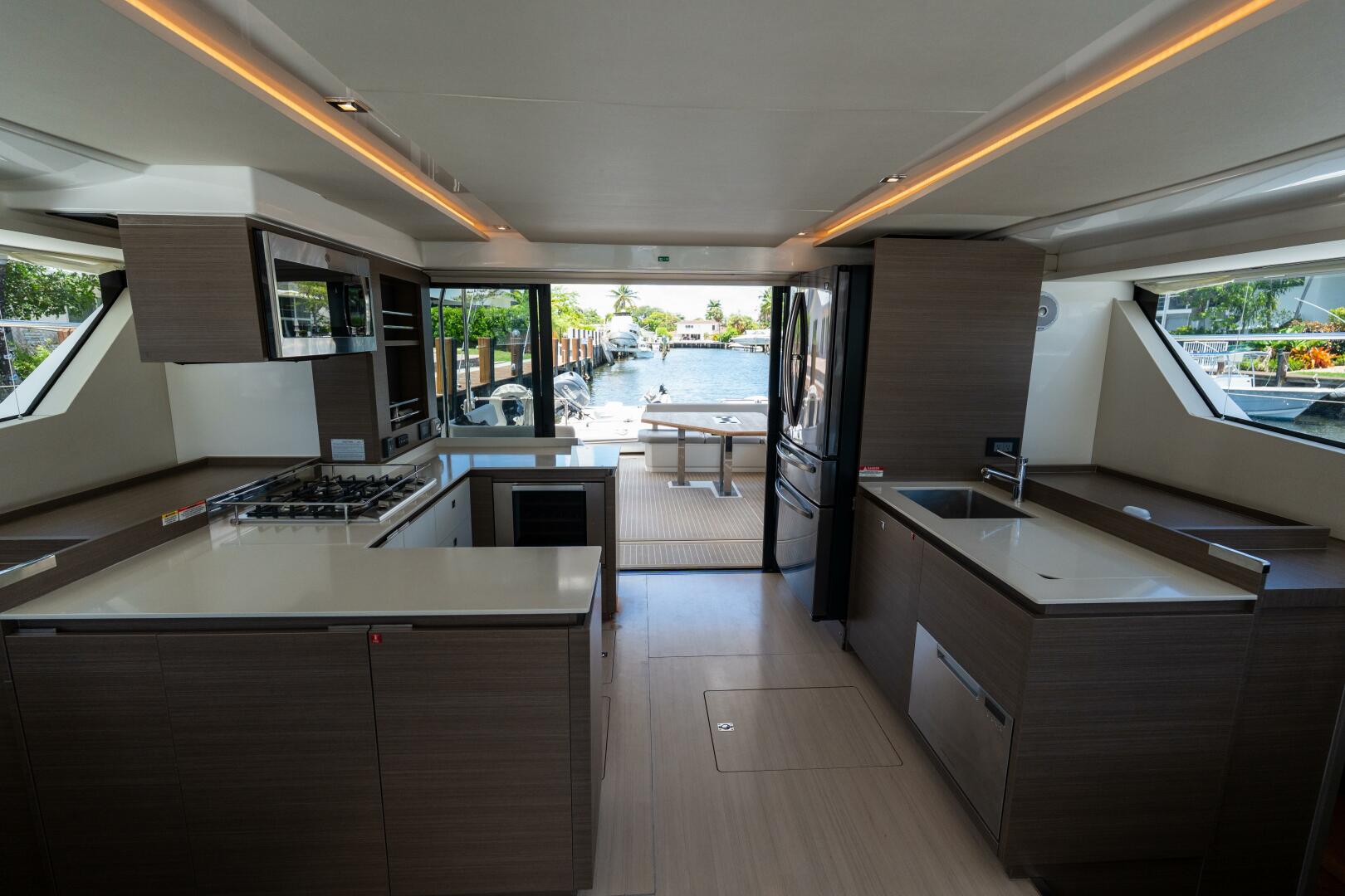 Breathe 53ft Robertson  amp  Caine Yacht For Sale