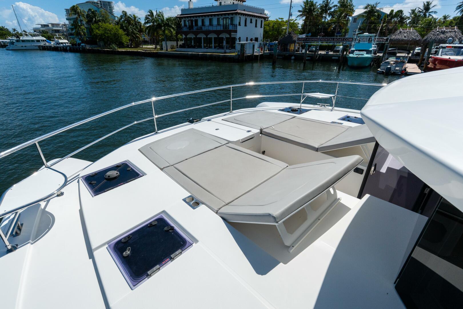 Breathe 53ft Robertson  amp  Caine Yacht For Sale