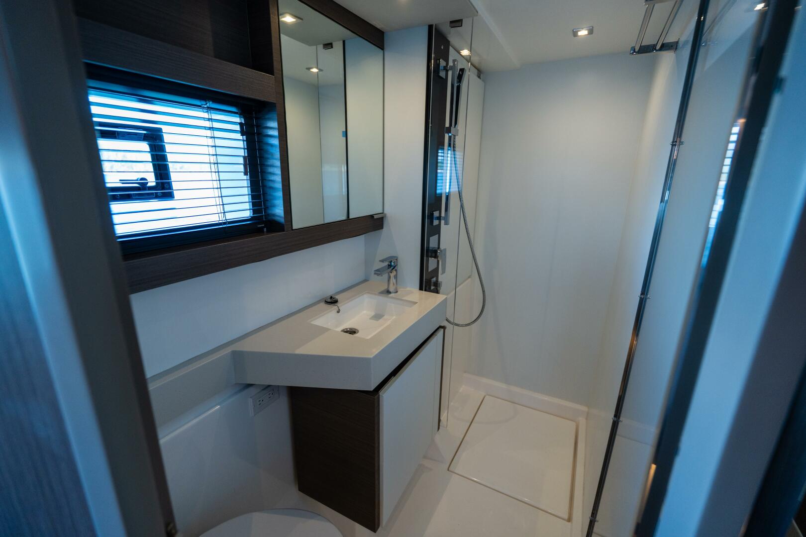 Breathe 53ft Robertson  amp  Caine Yacht For Sale