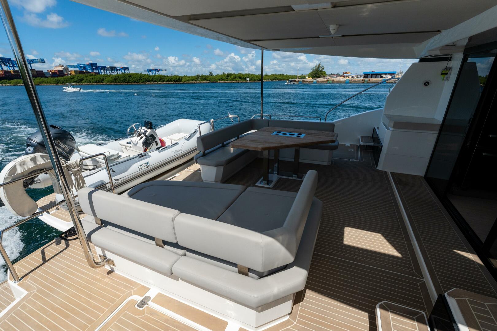 Breathe 53ft Robertson  amp  Caine Yacht For Sale