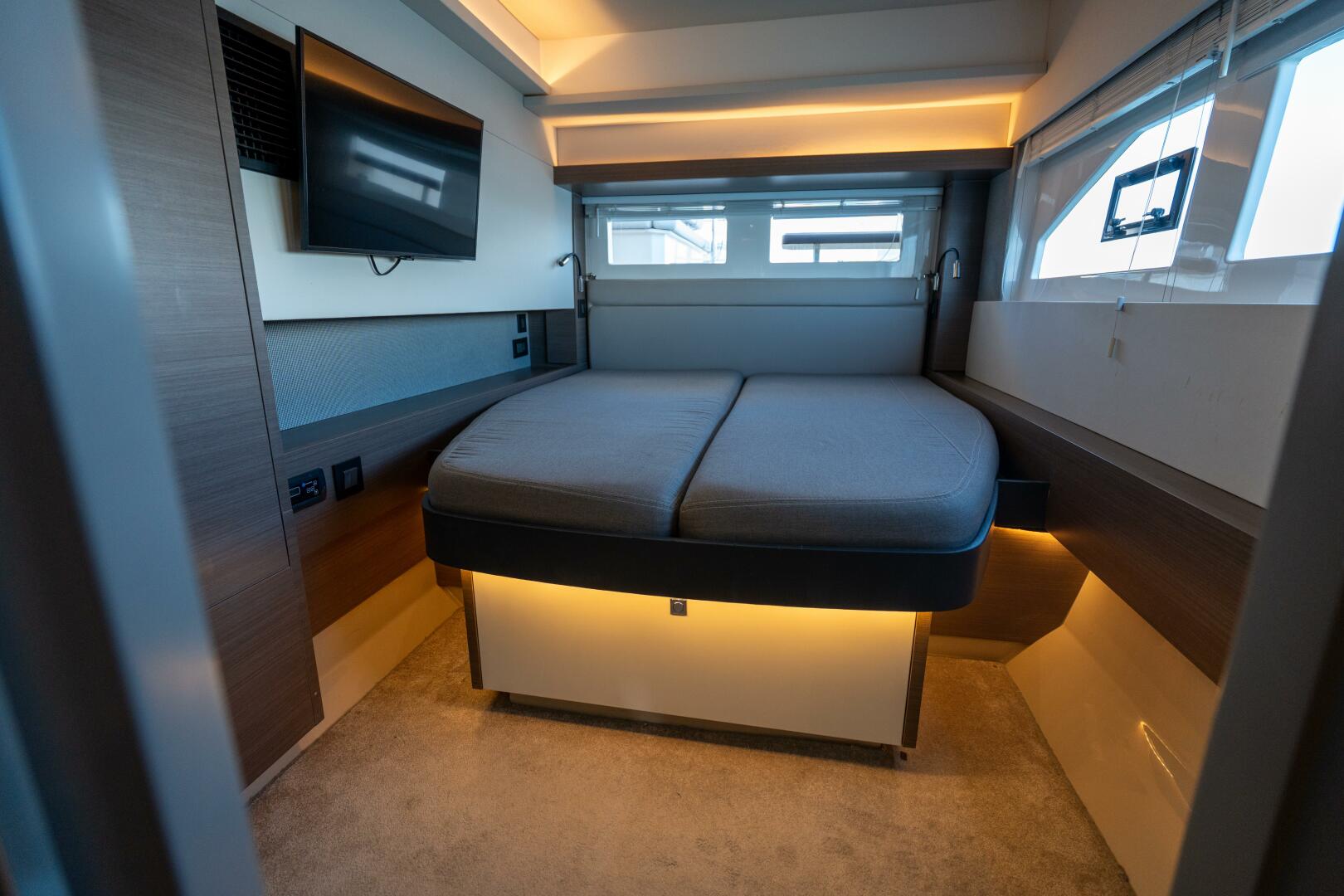 Breathe 53ft Robertson  amp  Caine Yacht For Sale
