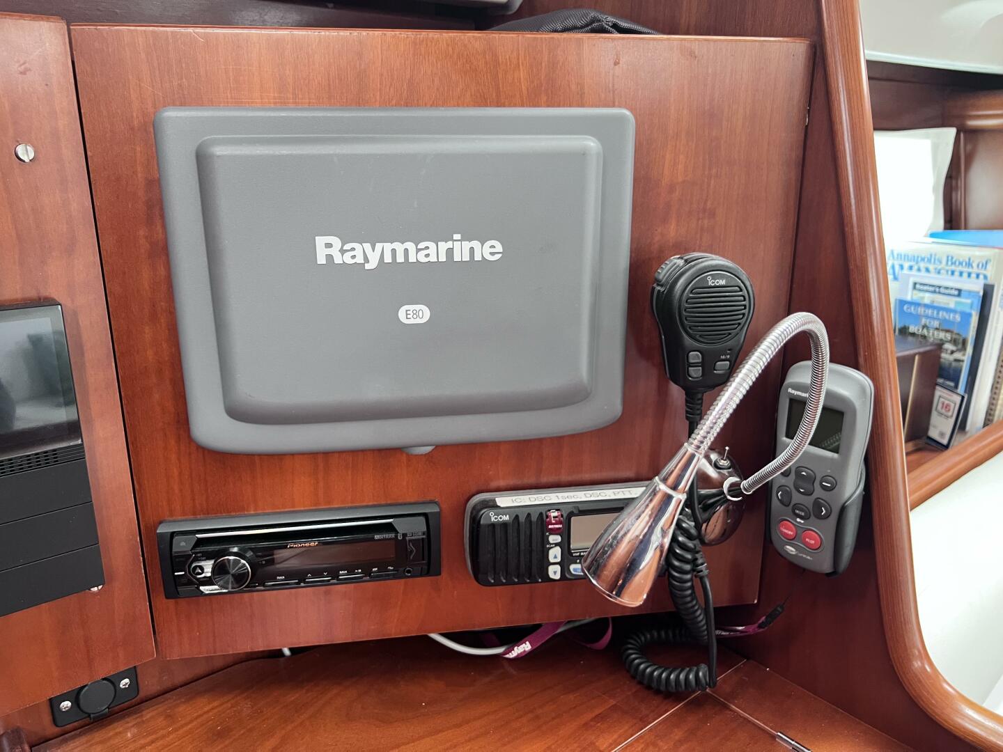 2006 Beneteau 423