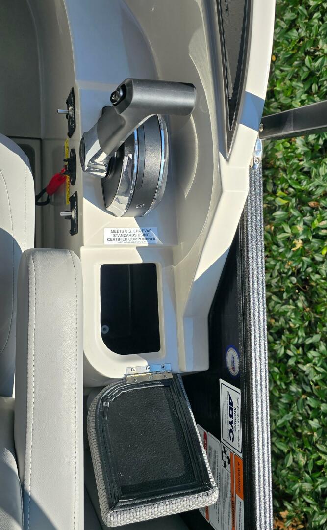 22ft Crest Yacht For Sale
