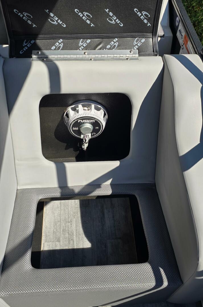 22ft Crest Yacht For Sale