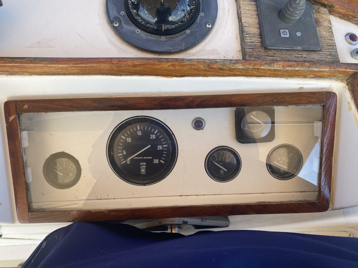 36ft Grand Banks Yacht For Sale