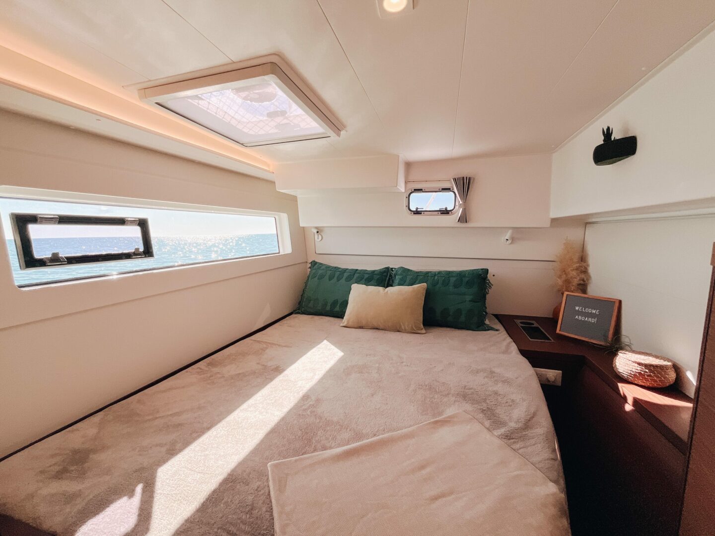 40ft Lagoon Yacht For Sale