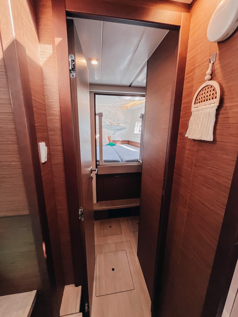 40ft Lagoon Yacht For Sale