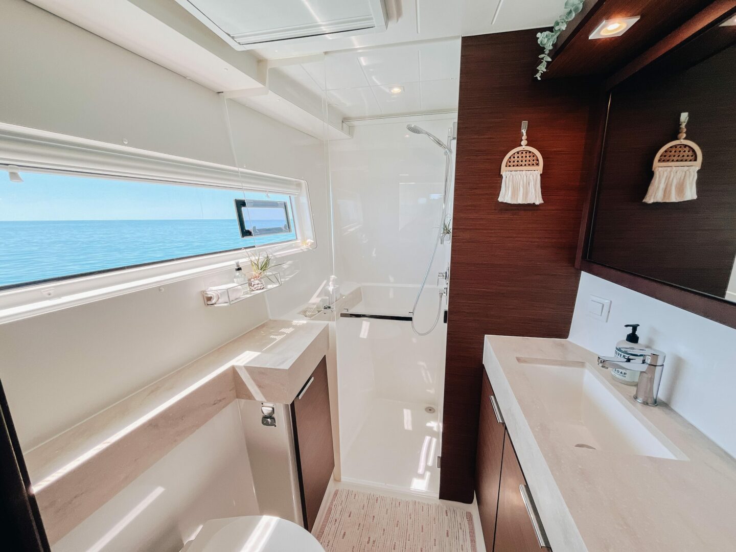 40ft Lagoon Yacht For Sale