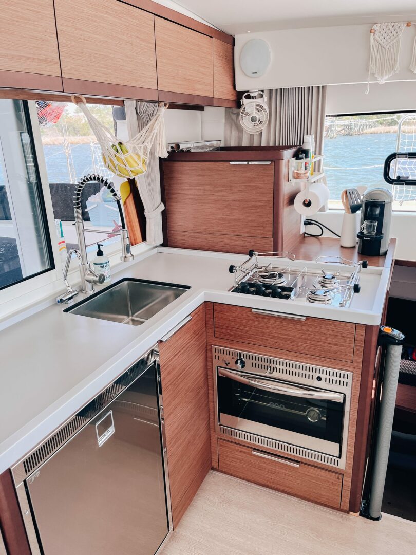 40ft Lagoon Yacht For Sale