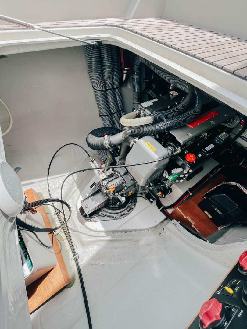 40ft Lagoon Yacht For Sale