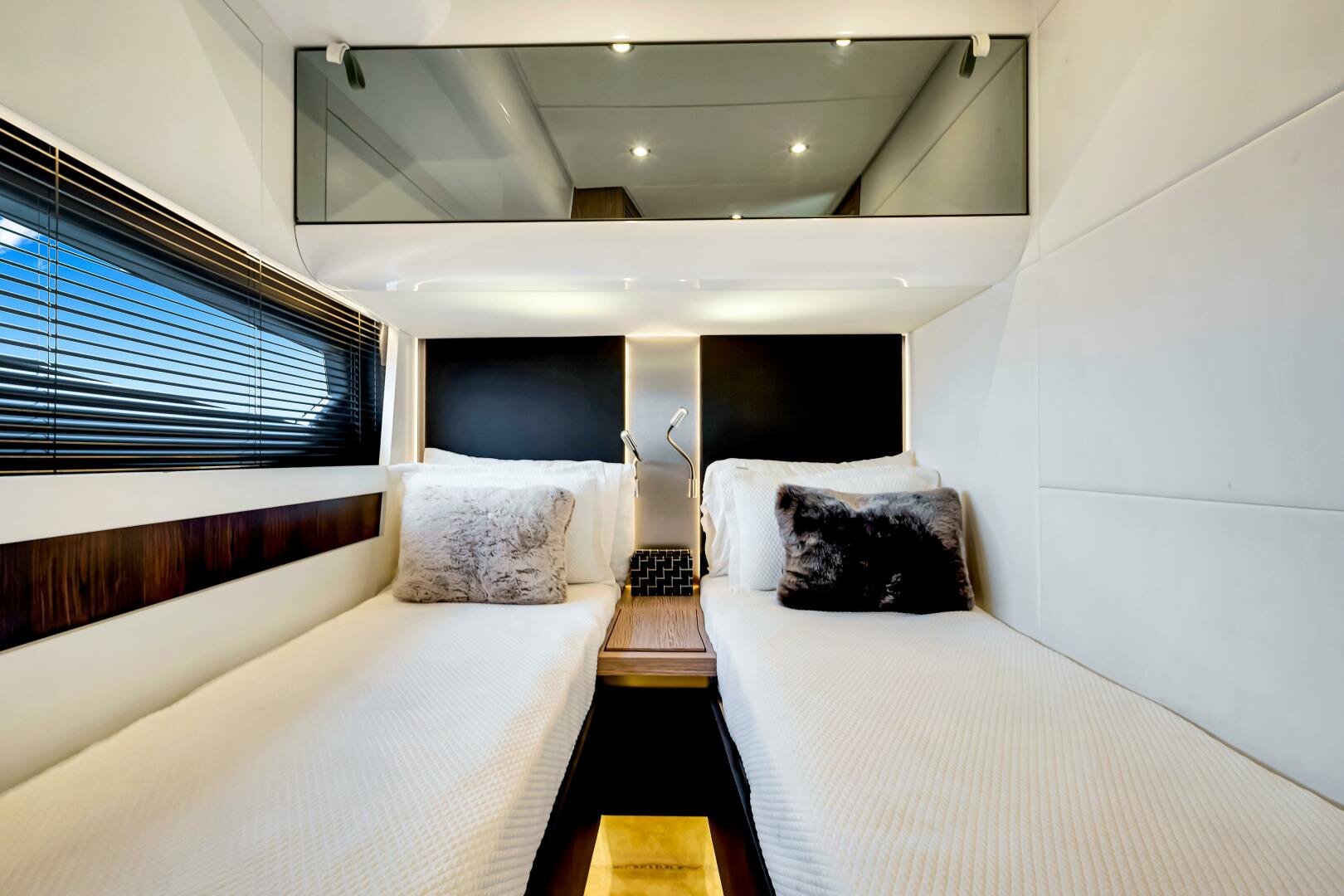 AMF 59ft Azimut Yacht For Sale