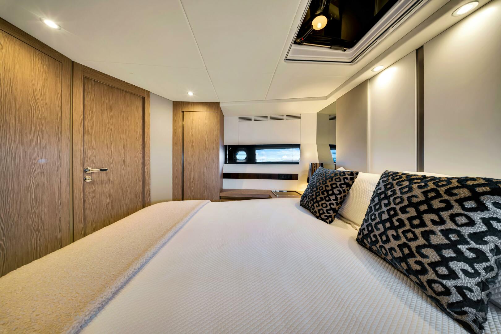 AMF 59ft Azimut Yacht For Sale