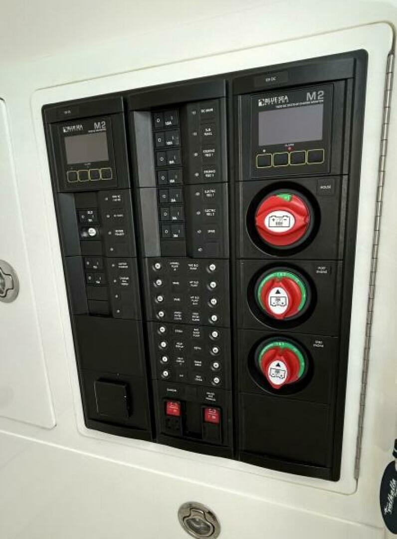 On Mute 33ft Valhalla Boatworks Yacht For Sale