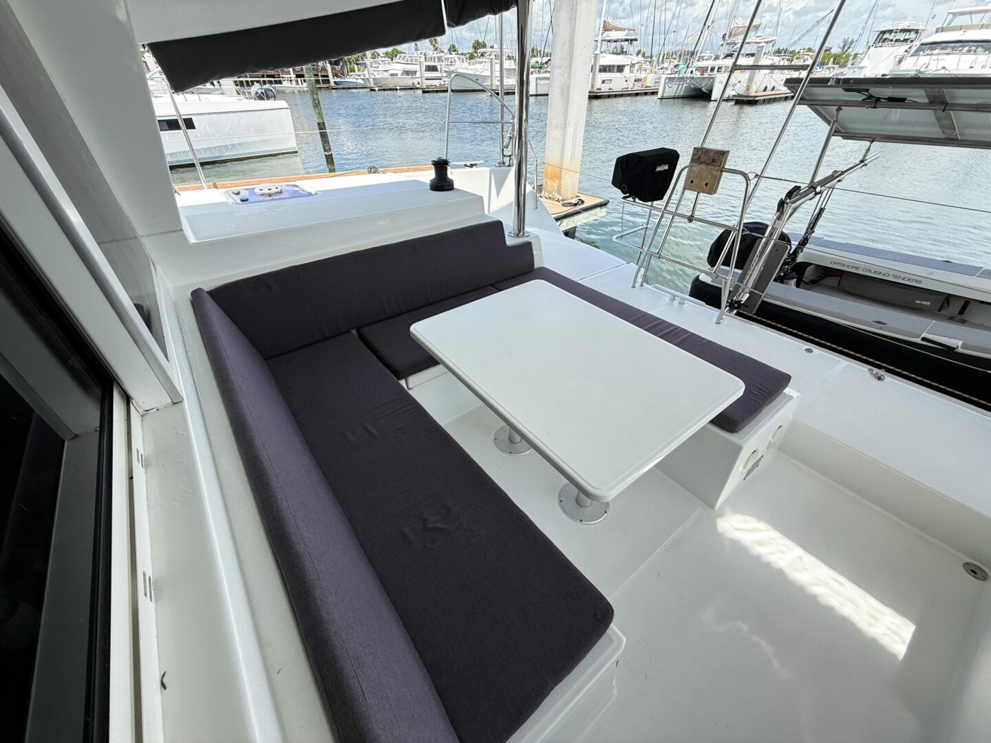 2018-lagoon-400-s2-sail-9891976-20250731155055582-1.jpg