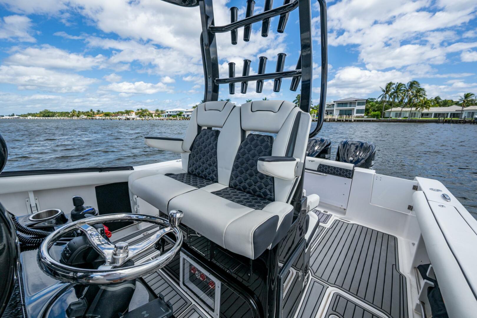 FLOATING STONES 29ft Tidewater Yacht For Sale