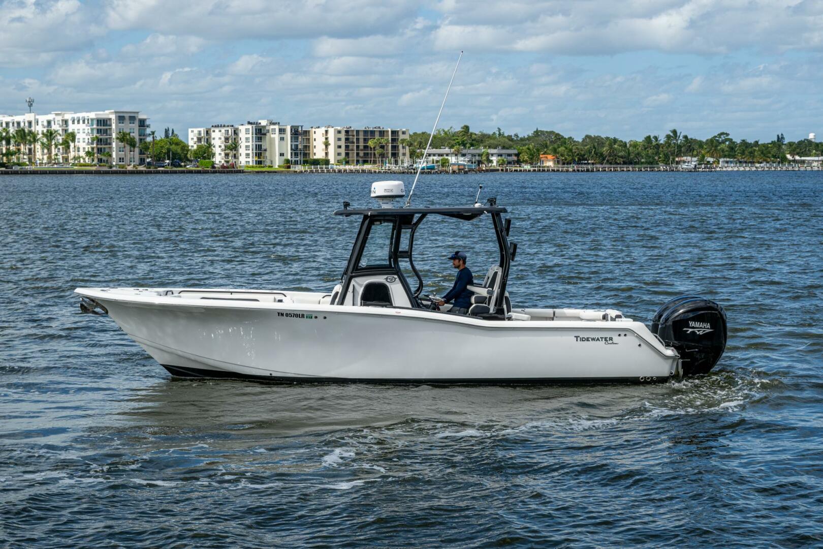 FLOATING STONES 29ft Tidewater Yacht For Sale