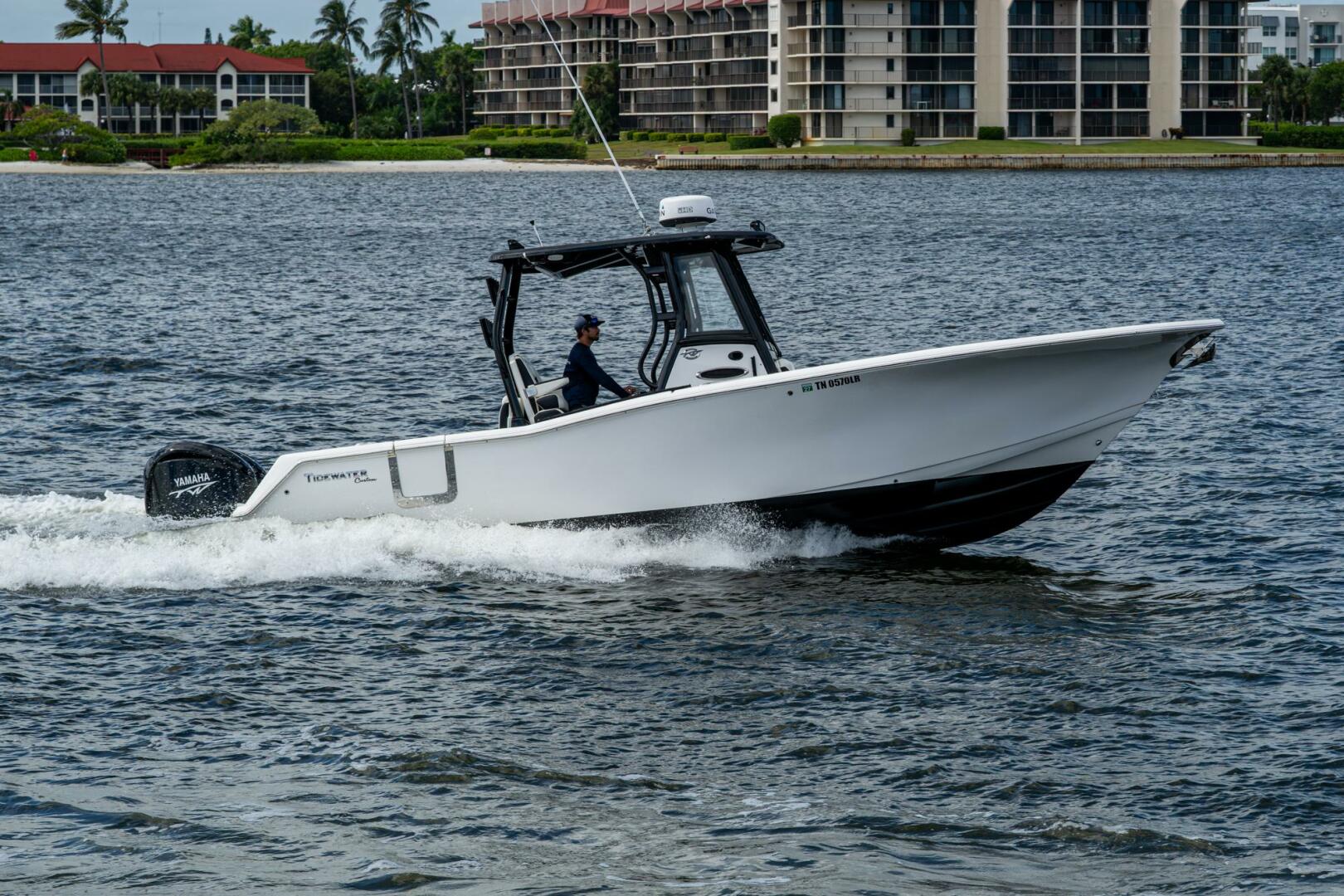 FLOATING STONES 29ft Tidewater Yacht For Sale