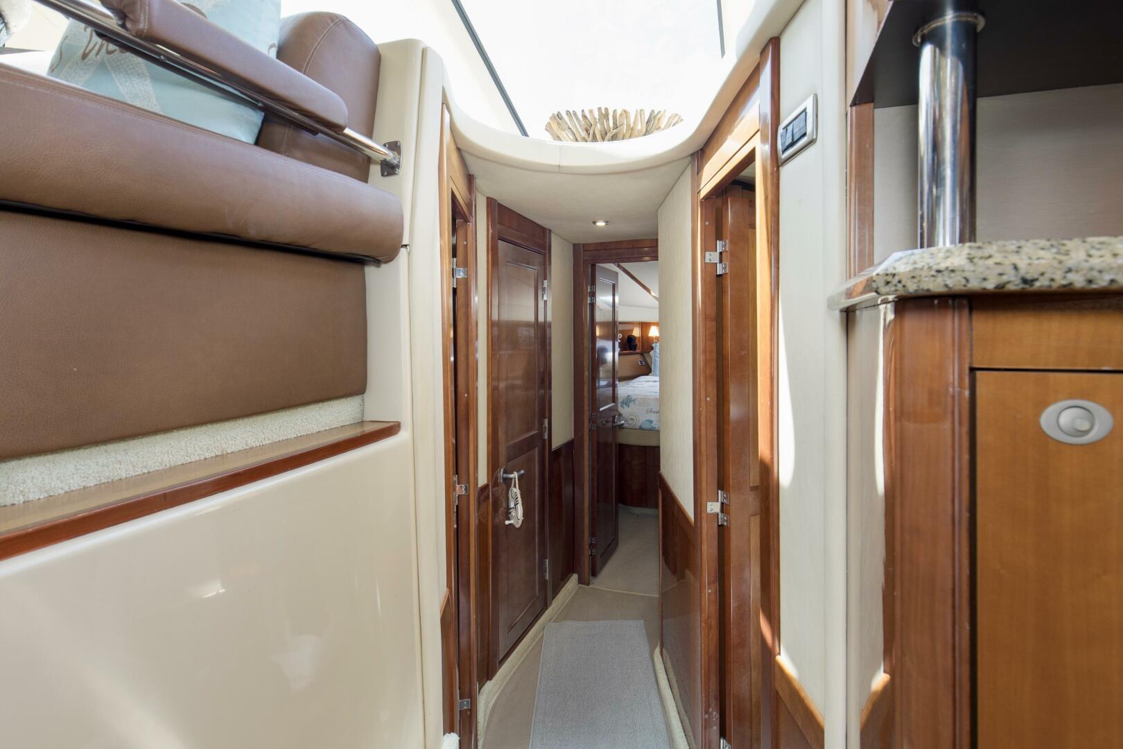 2007 52 Sea Ray Sedan Bridge Reel Destiny Hallway