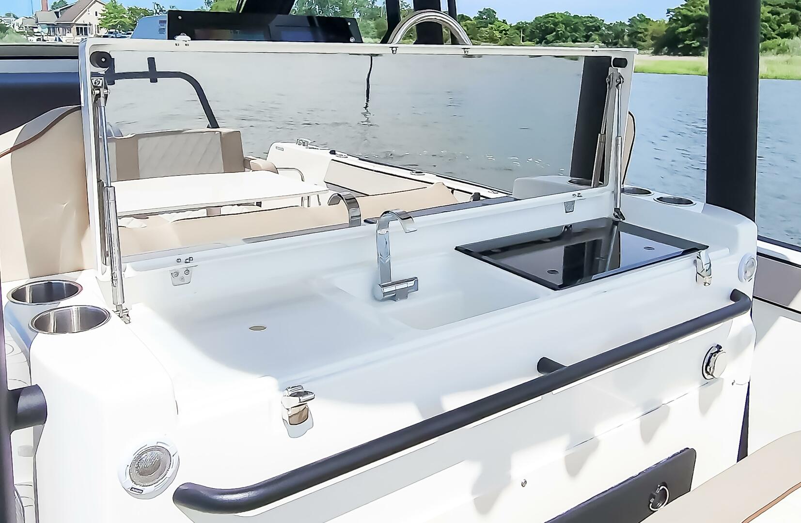 33ft Zodiac Yacht For Sale