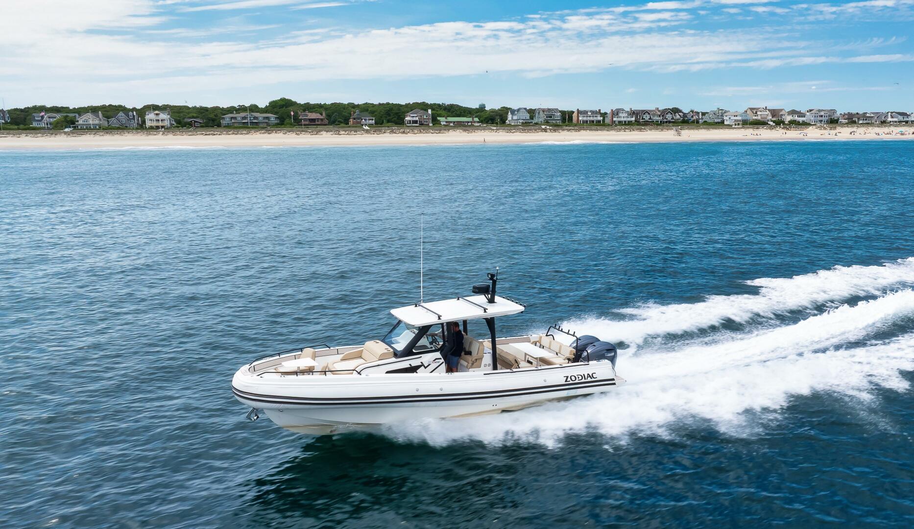 33ft Zodiac Yacht For Sale
