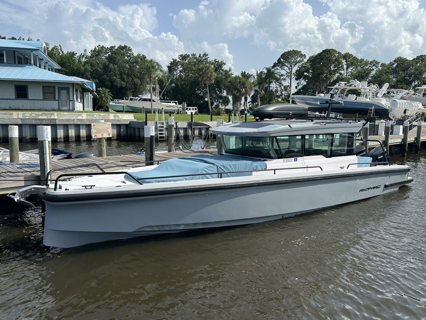 37ft Axopar Yacht For Sale