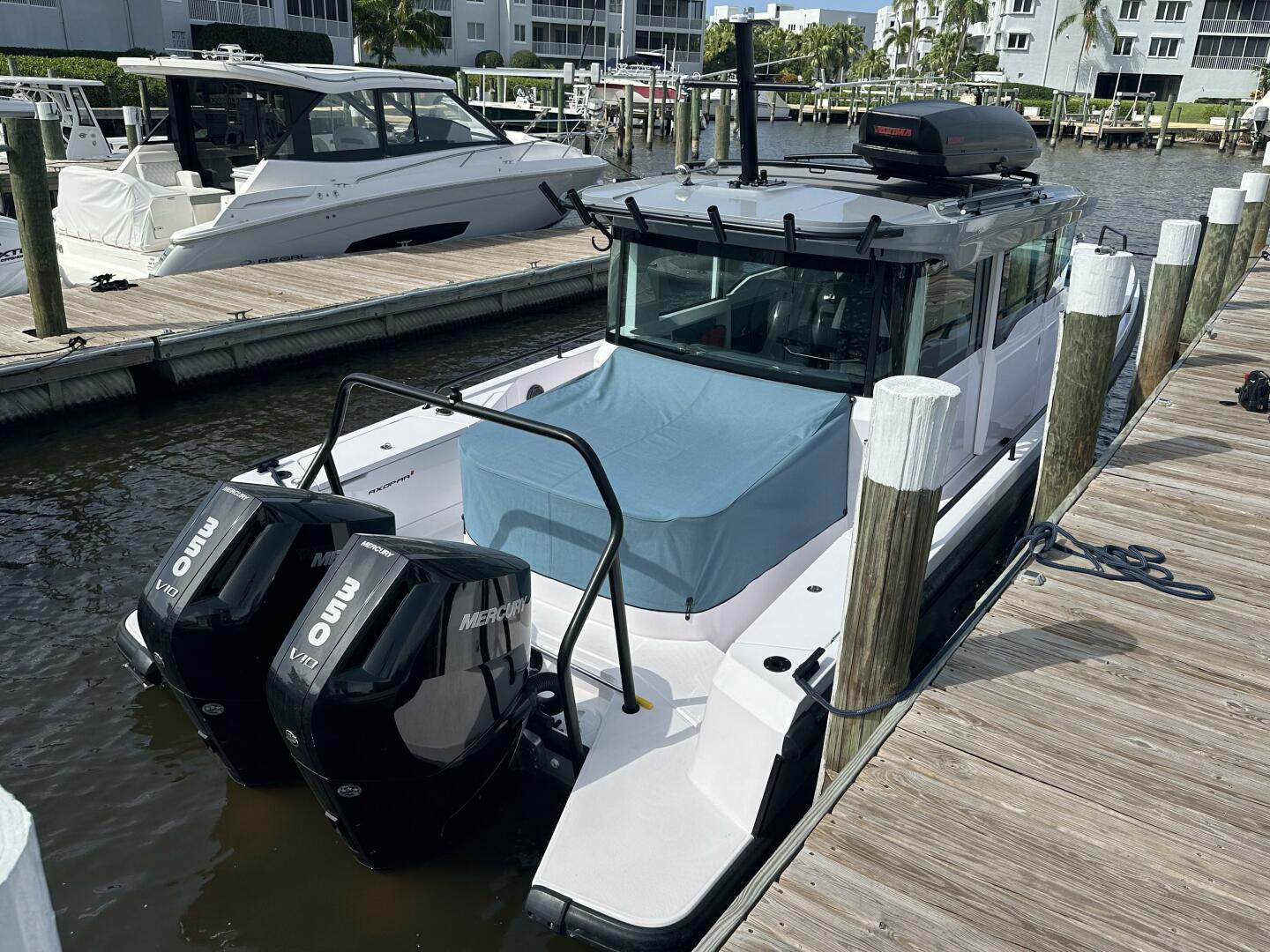 37ft Axopar Yacht For Sale